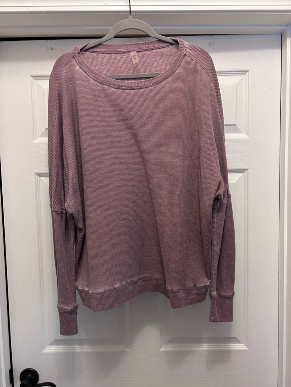 NWOT Mono B Washed Mauve Waffle-Knit Long Sleeve Top